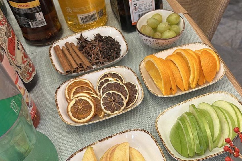 Interactive Sangría and Spritz Cocktail Workshop 2