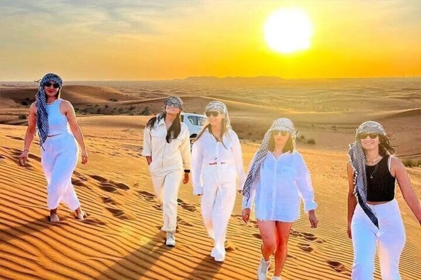 Red Dunes Desert Safari with BBQ & Entertainment in Dubai 2