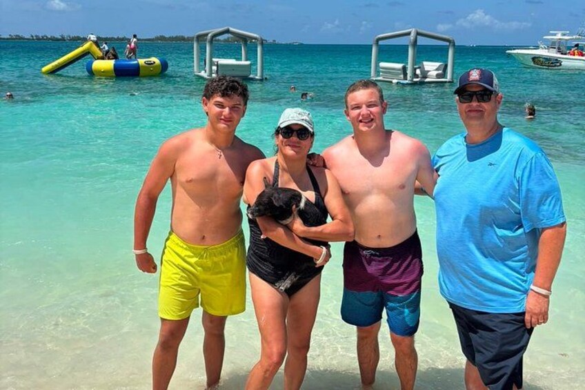 Nassau 3 Island Private Boat Tour Pigs, Turtles & Snorkeling 3
