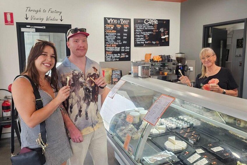 Hunter Valley Wine and Cheese Tasting Day Tour from Sydney 2