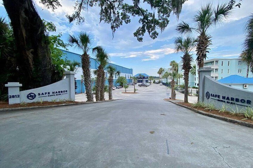 Entry to marina 2