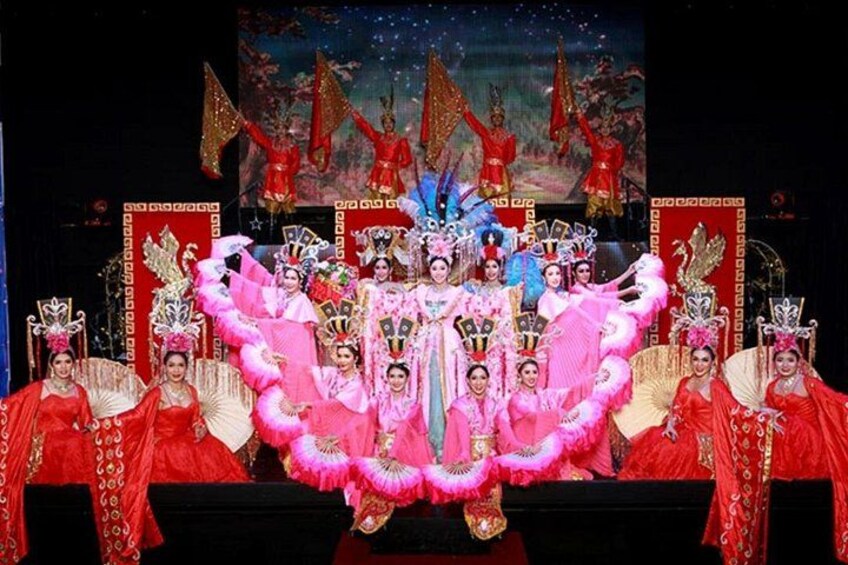 Siam Dragon Cabaret Show Tickets in Chiang Mai 5
