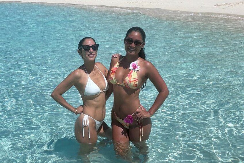 #1 Rated 4 Hour Private Rose Island Tour Beach Snorkeling Turtles 4