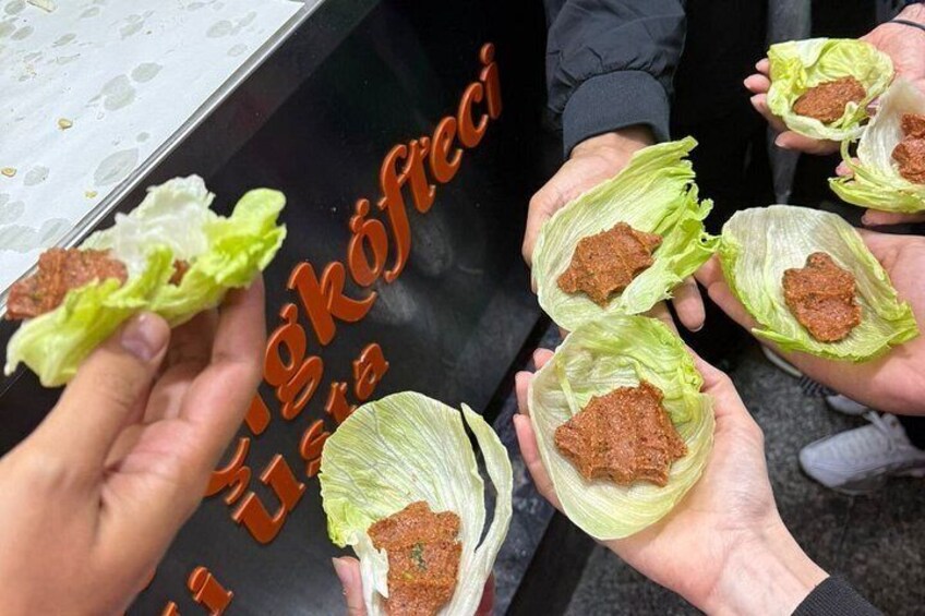 Taste of Istanbul: Traditional Turkish Food & Rooftop Experience 3