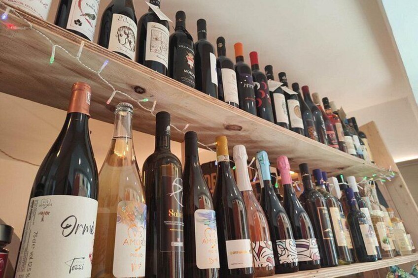 Explore Liguria through 20+ unique wine labels — each telling the story of a different land, grape, and tradition 5