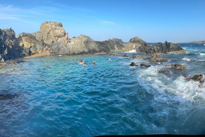 Private Tour - Rock formations and Turtle Viewing 1