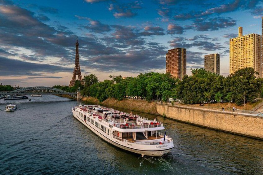 Stress-Free Paris from Le Havre with Seine River Cruise & Lunch 3