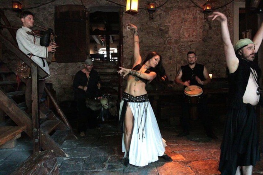 A night full of experiences - a medieval dinner show in Dětenice 5