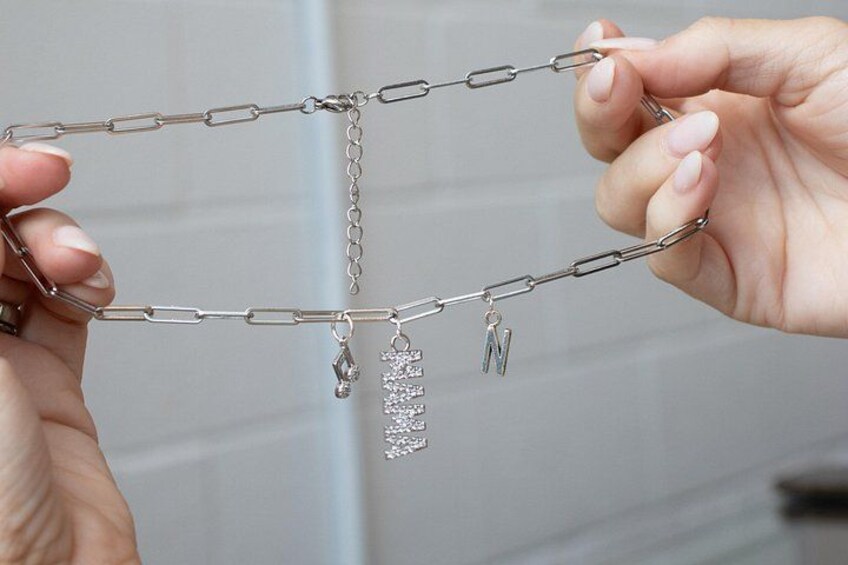 Assembly of personalize necklace. The final product! 4