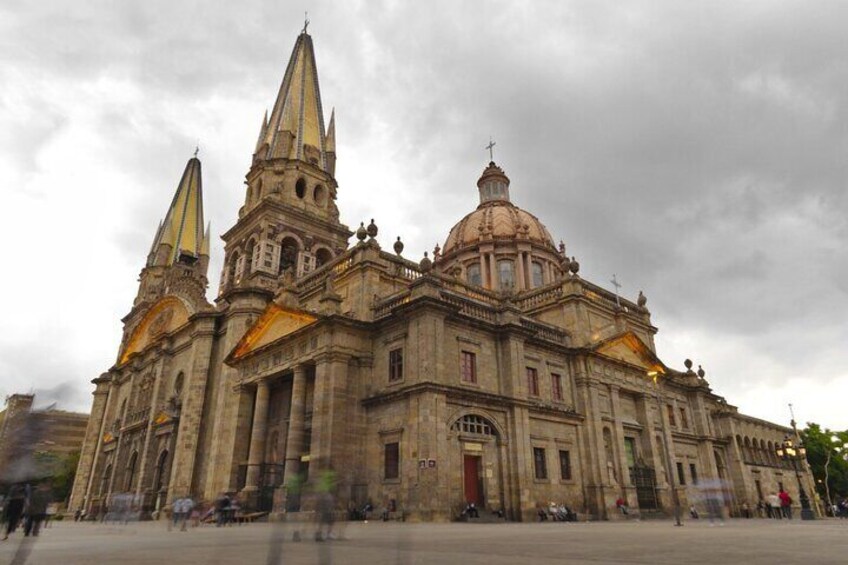 Guadalajara Family Adventure - Walking Tour