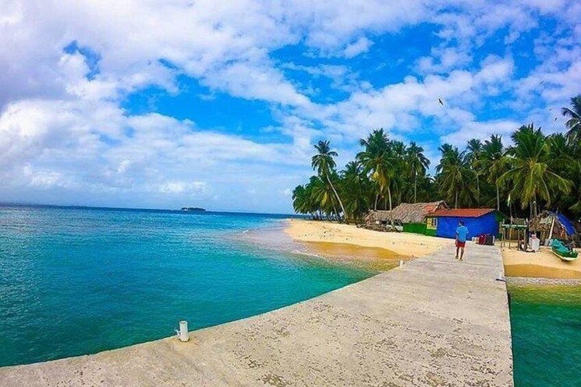 San Blas Shared Cabin – 2D/1N Isla Aroma Stay + Island Hopping 2