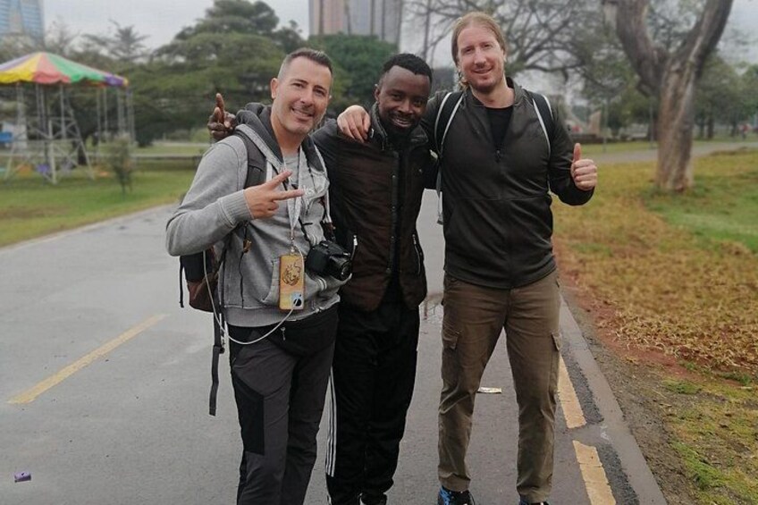 Nairobi Street Life Experience and Explore Kibera 4