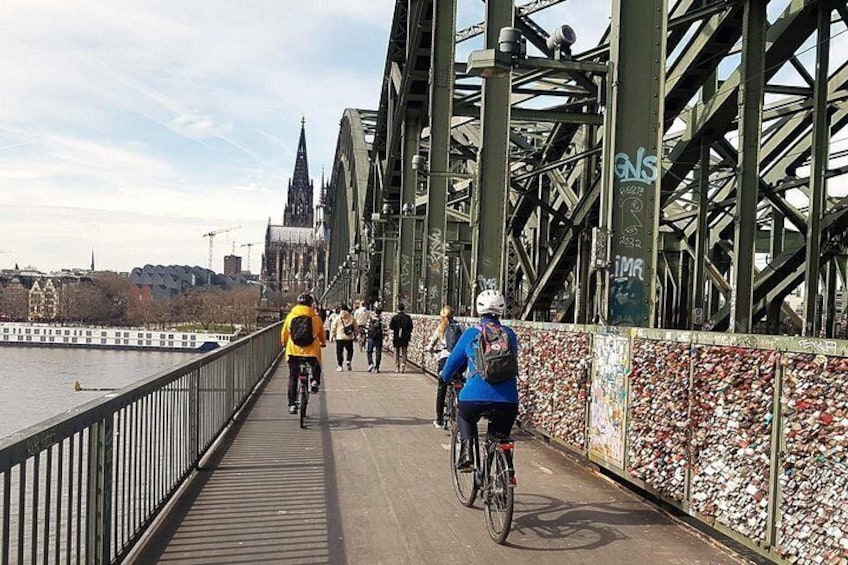 Lots of Love on the Hohenzollern Bridge 5