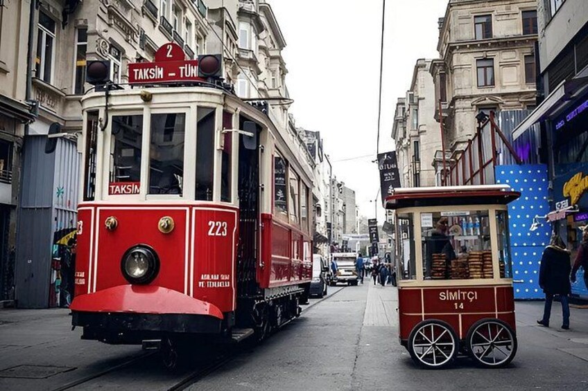 Echoes in Istanbul - A Cinematic Audio Journey Through the City 3