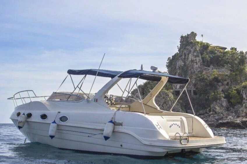 Private Yacht Tour in Taormina 3