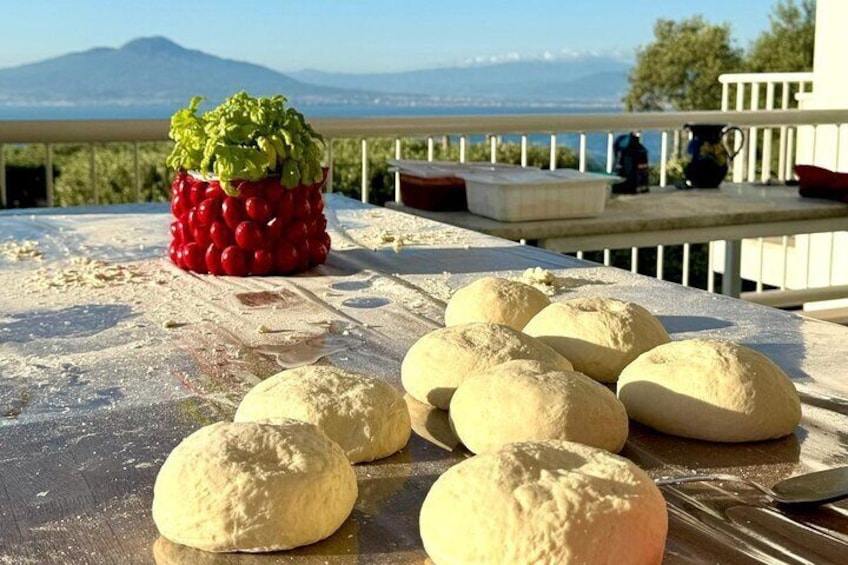 Pizza School with Nino overlooking Vesuvius in Sorrento 5