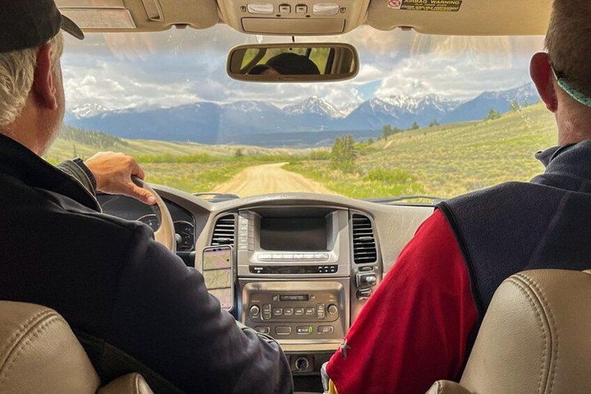 Aspen via Independence Pass Private Colorado Adventure Tour 3