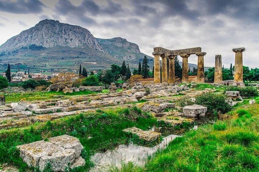 Mercedes Private Tour to Ancient Corinth and Corinth Canal 3
