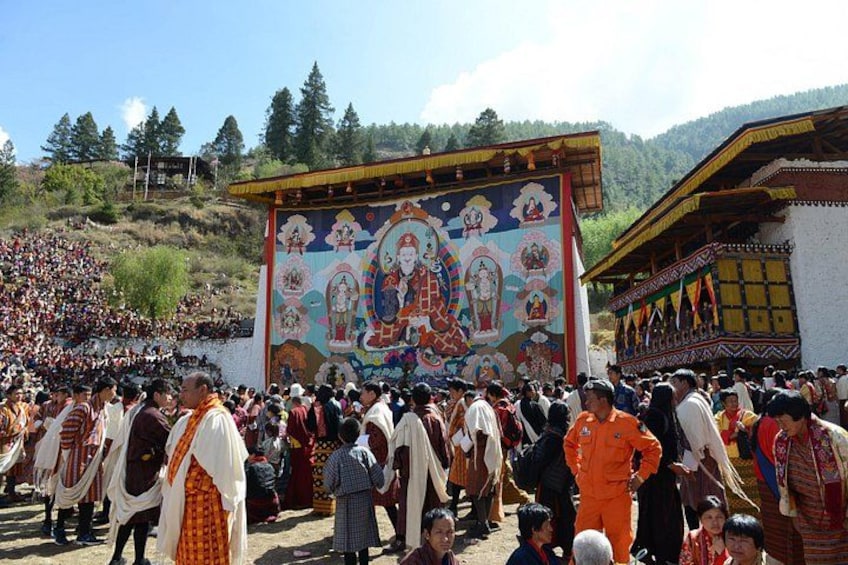 Unfolding of the massive Thanka during Paro Tshechu(Spring festival) 2