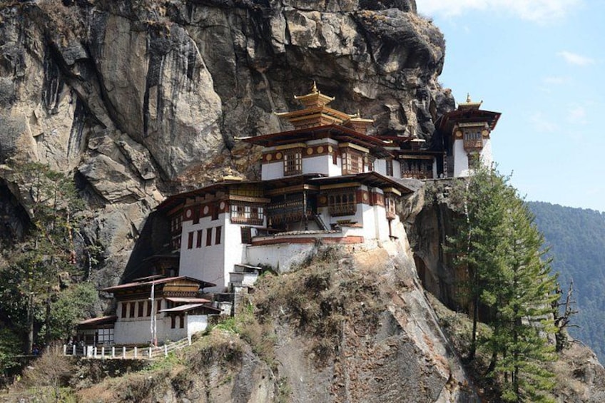 Paro Taktshang: The Tigers Nest 1