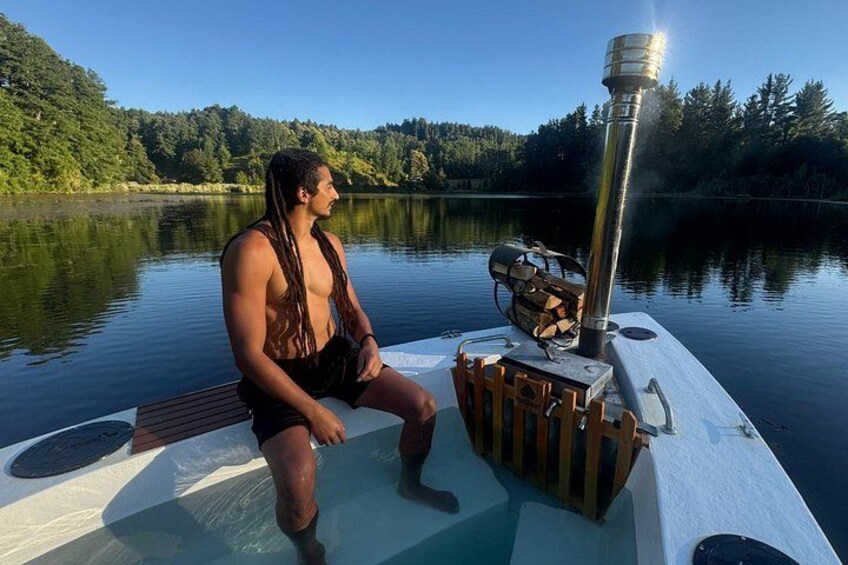 Tour in Self-drive Electric Hot Tub Boat Nestled in nature! 2