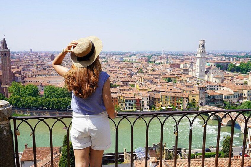 Verona Guided Walking Tour of the City Highlights 3