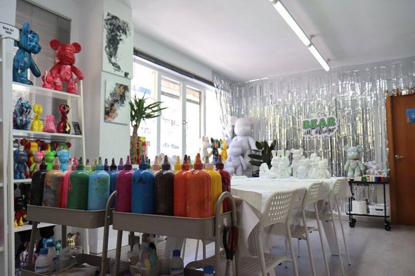 Fluid Art Workshop – Unique Figures in Alicante 3