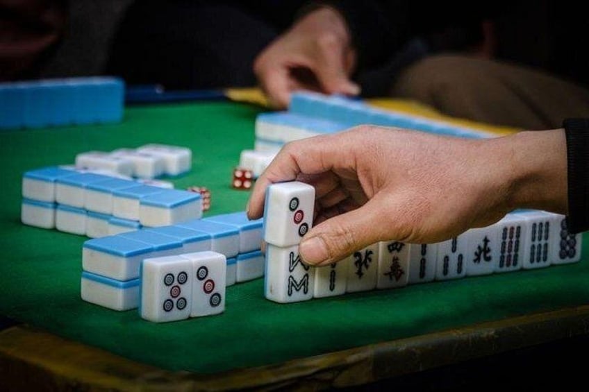 Learn Mahjong Cultural Immersion Through Traditional Game 1