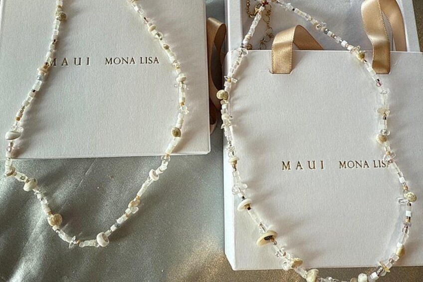 Maui Mona Lisa gift boxes are included to place your one of a kind creation. So luxury so special. 5