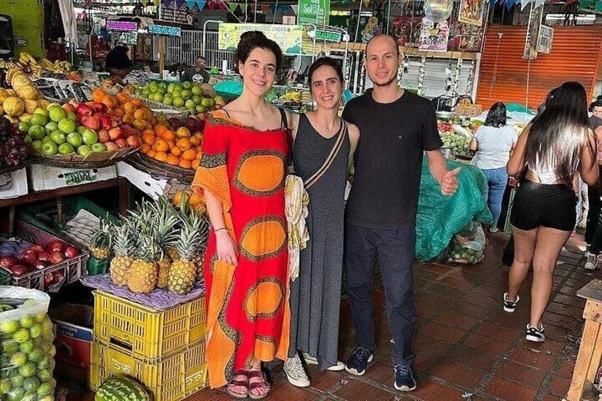 A market with fresh produce and fruits. 1