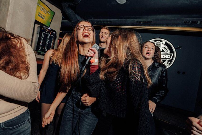 Hamburg Pub Crawl with Free Welcome Drinks and Club Entry 2