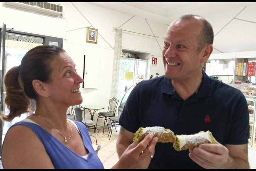 Tasting of ricotta cannoli 4