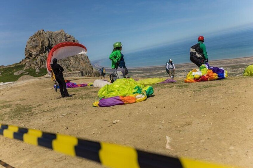 Paragliding in Azerbaijan a Fly Over Beshbarmag Mountain 5