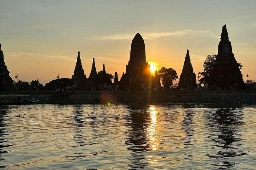 Ayutthaya UNESCO Temples Discovery & Sunset River Cruise Private 2