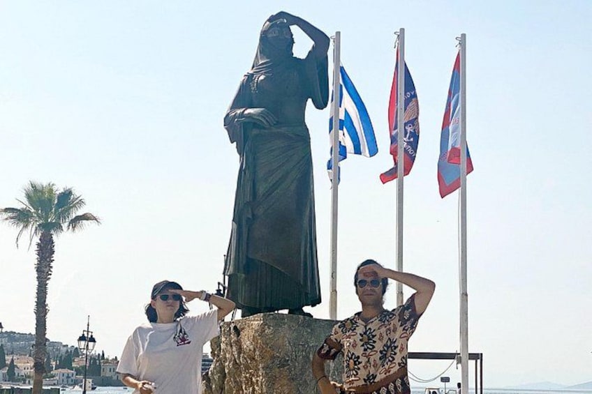 Spetses Island Full Day Bus Trip from Athens with Swimming 3