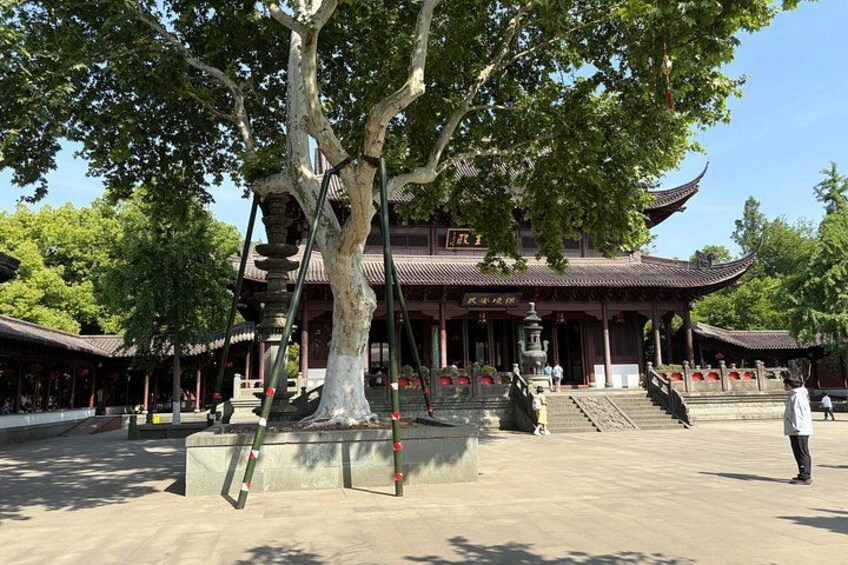 Authentic Hangzhou 2 Days Trip with a Local Guide 4