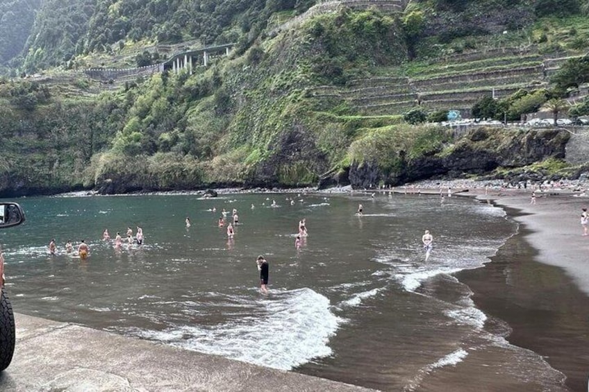 The Perfect Contrast: Fanal Forest, Porto Moniz & Seixal Tour 2