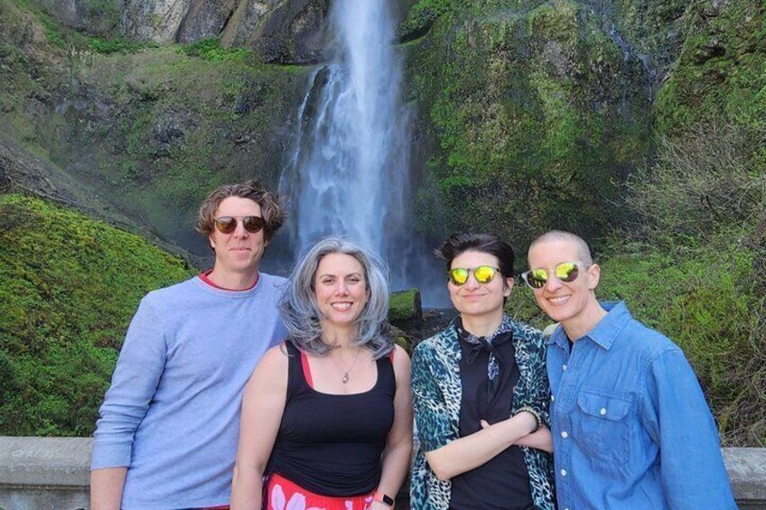 Explore Columbia Gorge and Hot Springs with Rafting 4