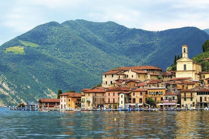 Monte Isola Walking tour with audio and written guide by a local 1