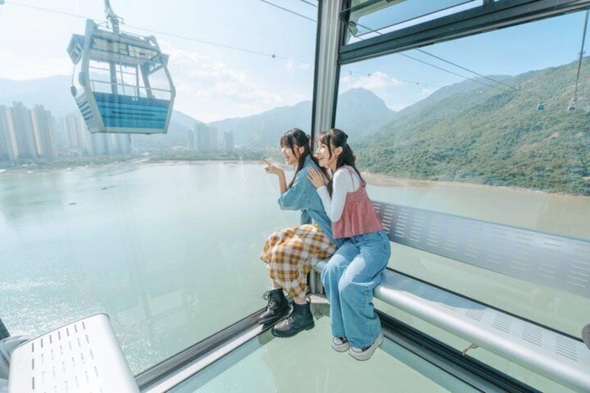 Ngong Ping 360 Cable Car Ticket in Hong Kong 3