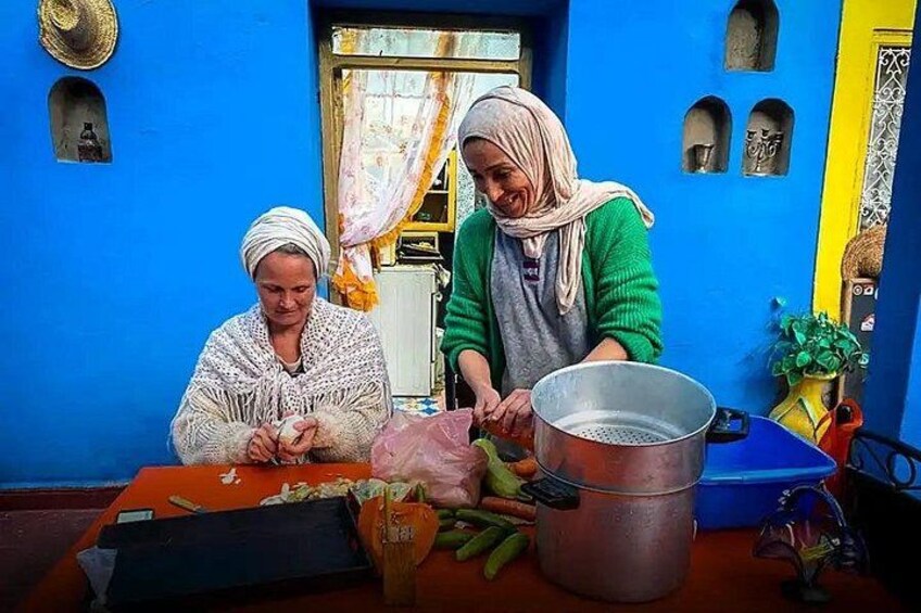 couscous cooking classes with zahra in zagora 1