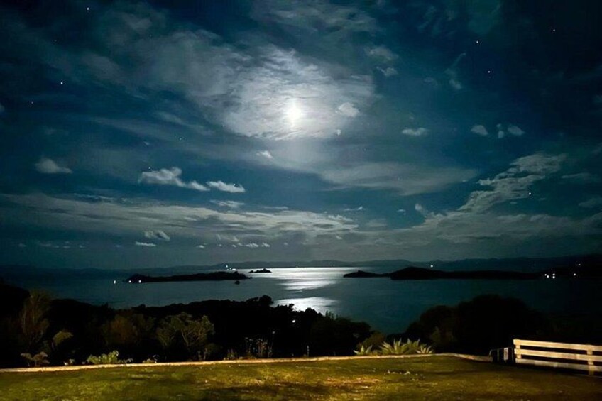 Moonlight across the ocean 2