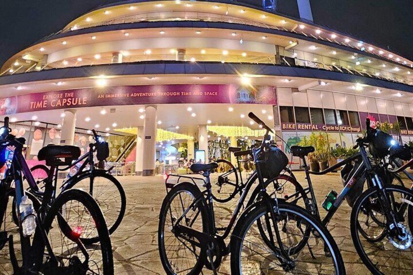 Singapore Marina Bay Night Guided Bike Tour 2