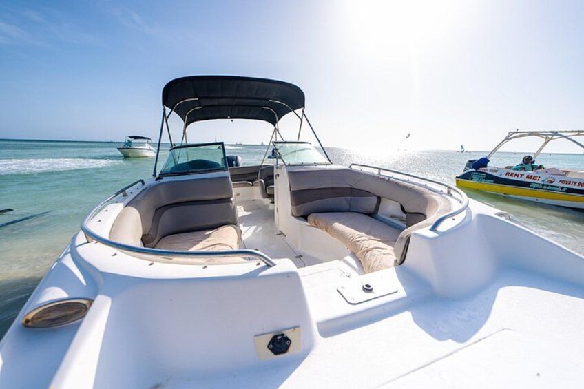 Aruba Private Boat Tour with Snorkeling 4