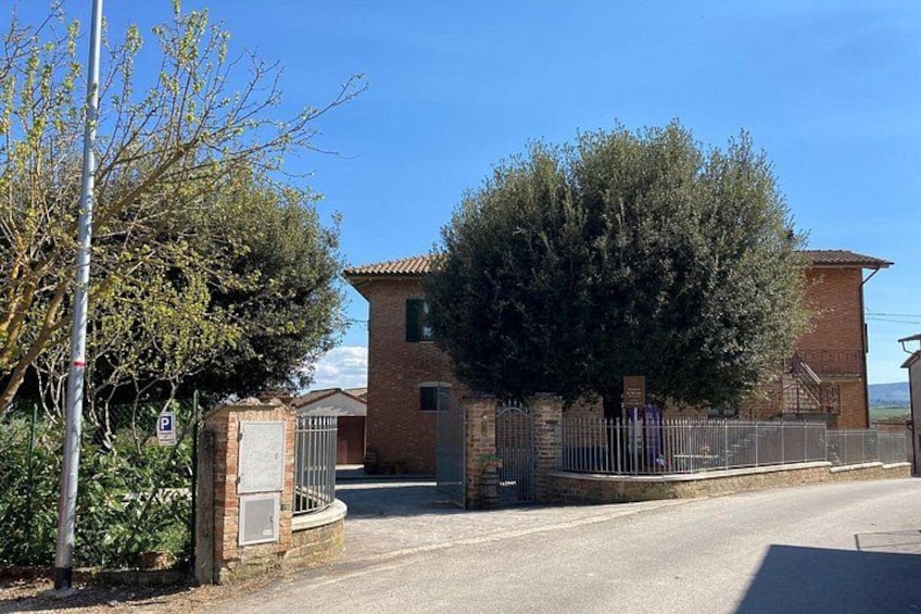 The entrance 2