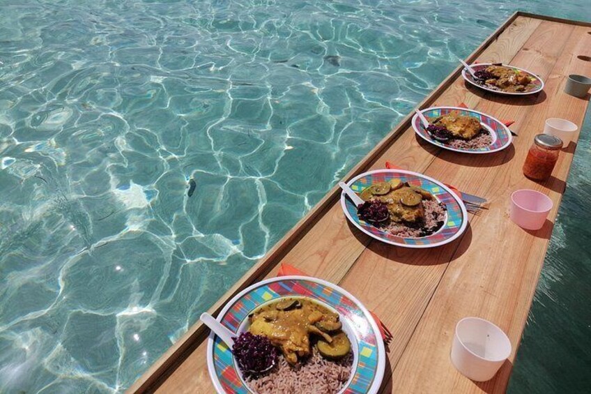 Boat Tour with Lunch in the Water in Guadeloupe Lagoon 1