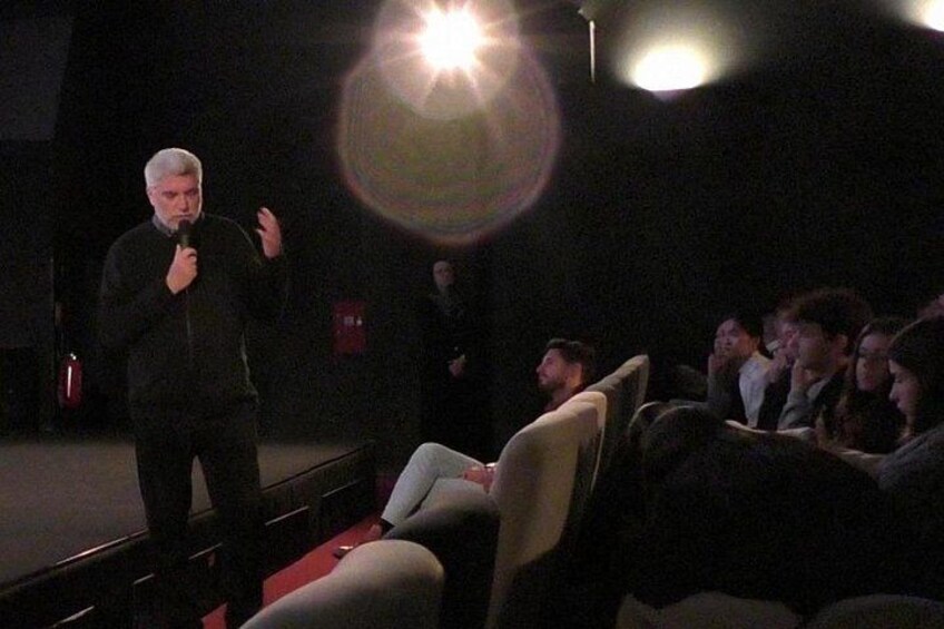 Rodolphe introducing one of his documentary film to some school groups. 3