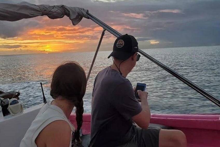 Serene Sunset Cruise on the West Coast 1