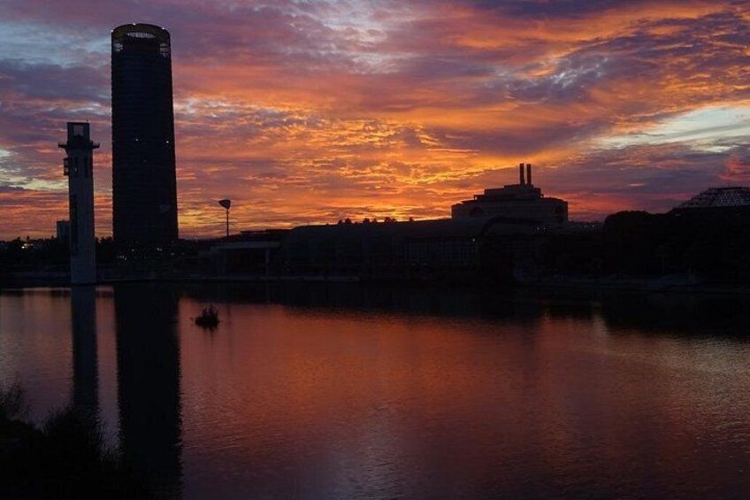 Seville Sunset Tour in Electric Bike 2