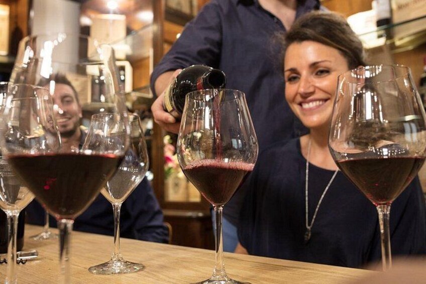 Guess the wine: Taste and have fun with whoever you want! 5
